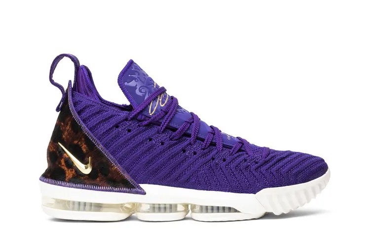 Кроссовки Nike LeBron 16 'King Court Purple', фиолетовый