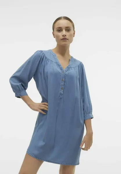 Джинсовое платье BREE Vero Moda, цвет medium blue denim