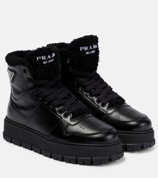 Кожаные ботильоны с отделкой из овчины Prada, черный