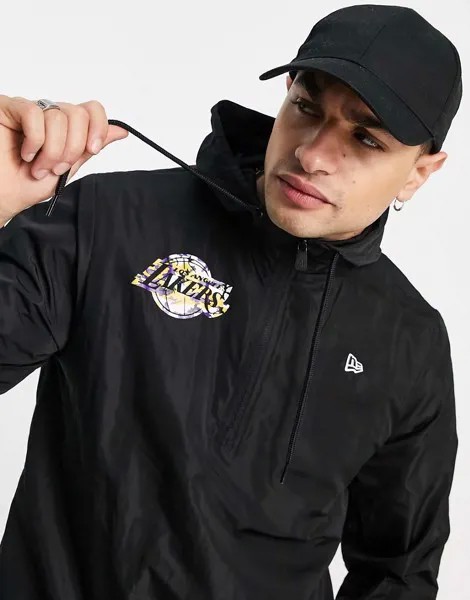 Черная ветровка с камуфляжным принтом на логотипе LA Lakers New Era-Черный цвет