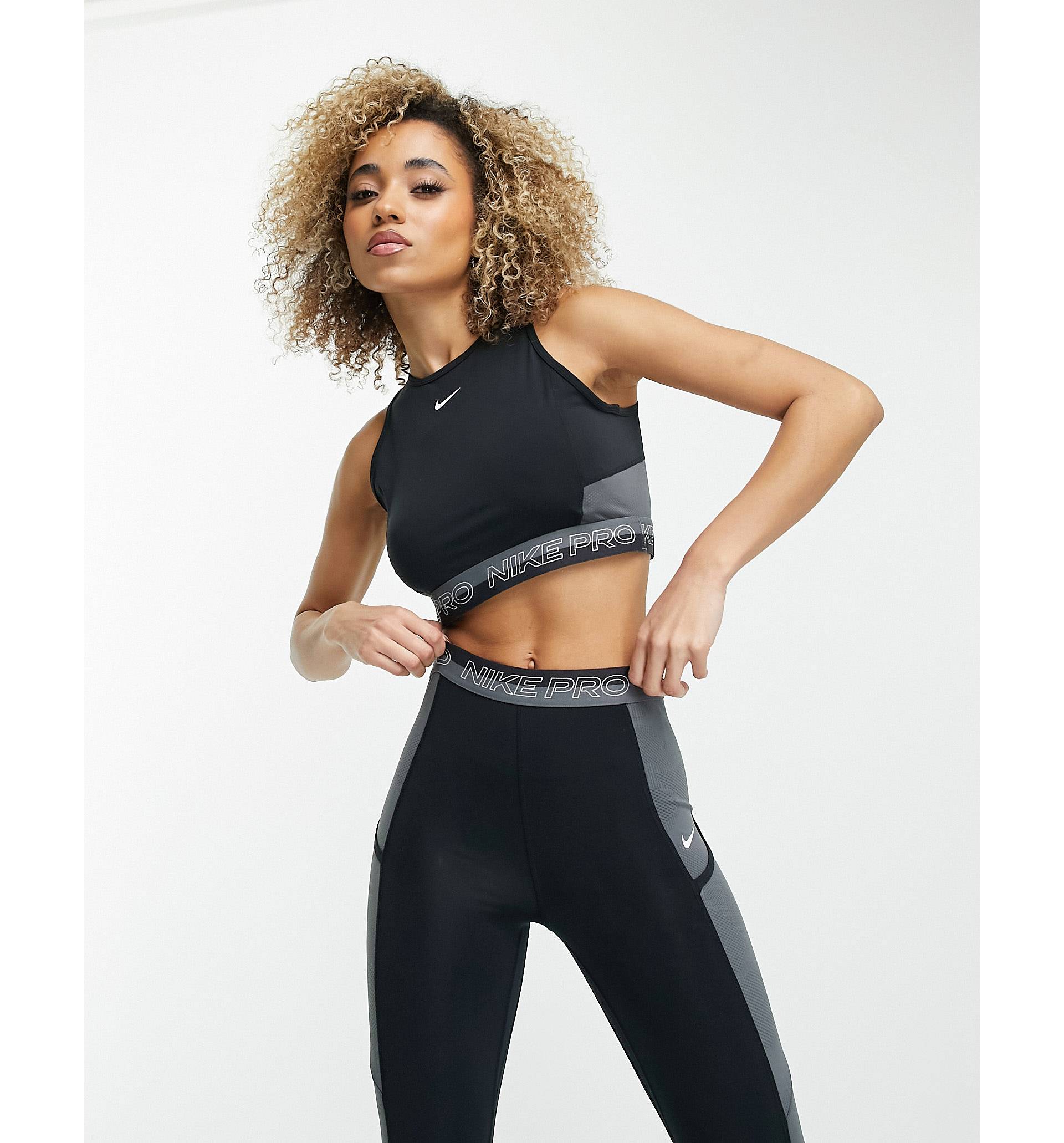 Черная укороченная майка прямого кроя Nike Pro Femme Training Nike Training