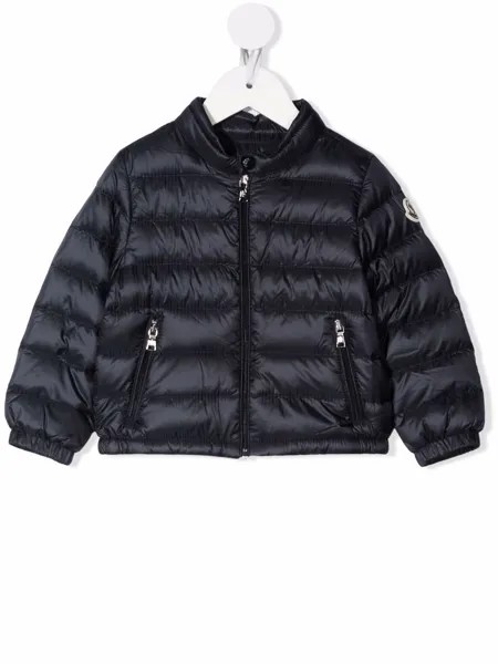 Moncler Enfant пуховик с нашивкой-логотипом