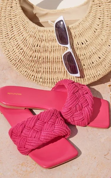 PrettyLittleThing Розовые плетеные сандалии на плоской подошве с квадратным носком, широкий крой