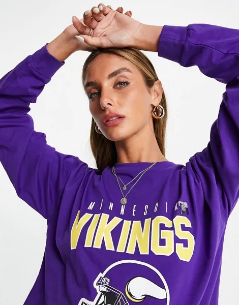 Фиолетовый лонгслив в стиле oversized с принтом 