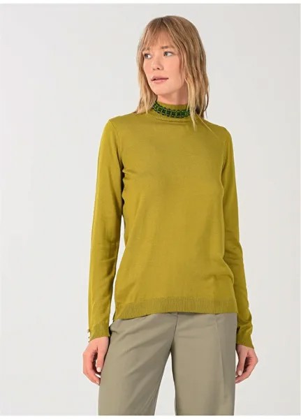 Зеленый женский свитер с воротником NGSTYLE