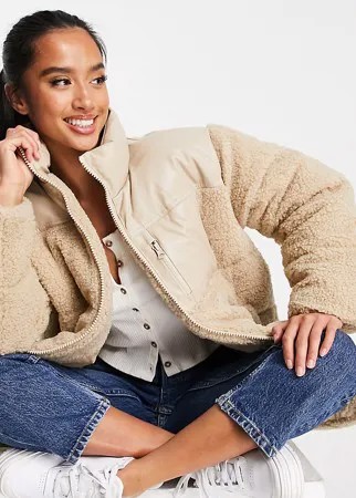 Флисовый пуховик бежевого цвета со вставками из искусственной кожи ASOS DESIGN Petite-Розовый цвет