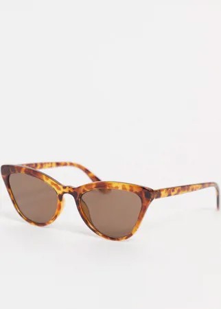 Крупные солнцезащитные очки «кошачий глаз» в коричневой черепаховой оправе Monki Vega-Коричневый цвет