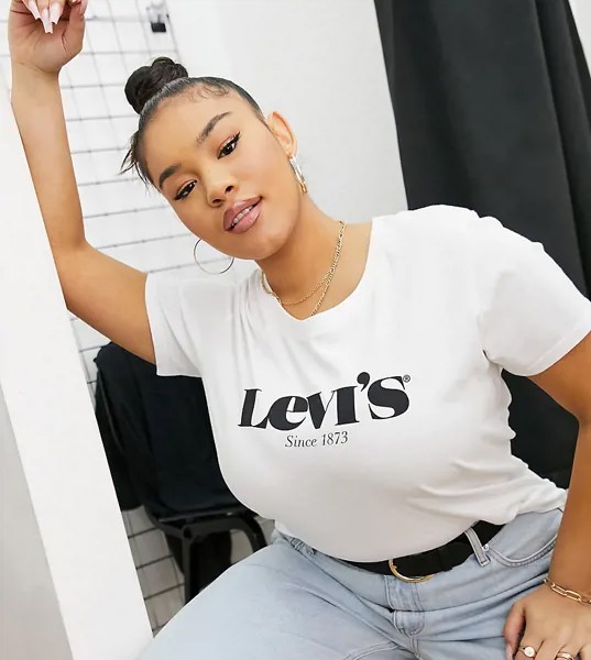Белая футболка с логотипом на груди Levi's Plus-Белый