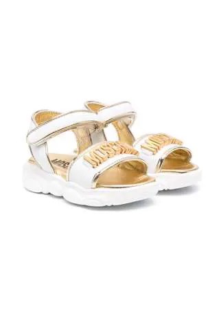 Moschino Kids сандалии с тисненым логотипом