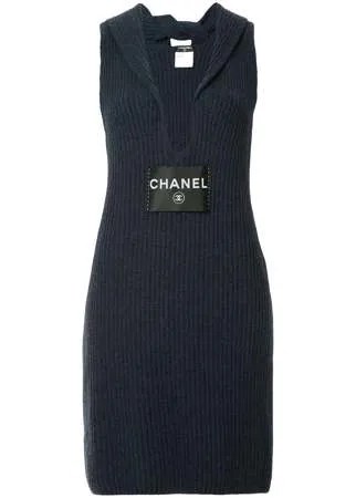 Chanel Pre-Owned ребристое платье с V-образной горловиной