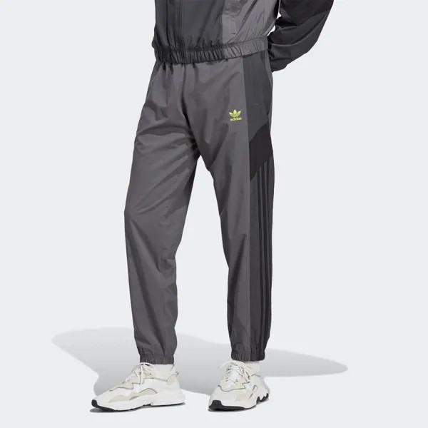 Спортивные штаны Adidas 2 IC6006-CARBON/GREFIV