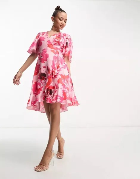 Розовое платье мини с запахом и запахом спереди, принтом роз и рукавами «летучая мышь» Flounce London