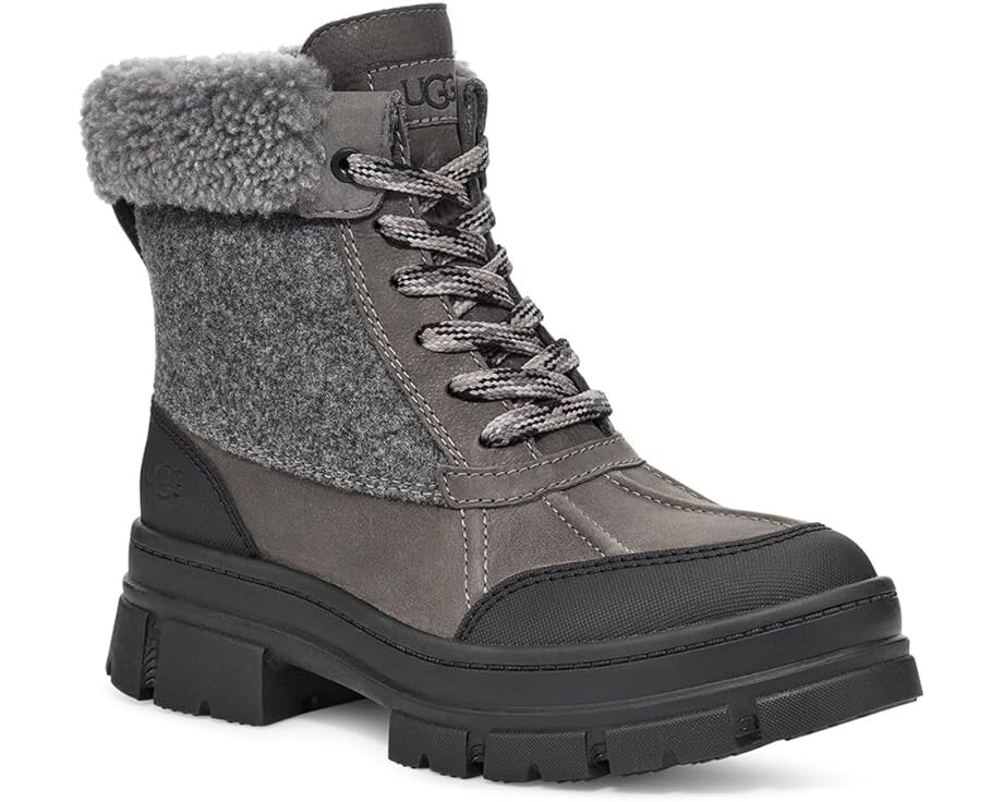 Ботинки UGG Ashton Addie Tipped, цвет Charcoal