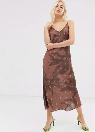 Платье-комбинация с пальмовым принтом ASOS WHITE-Коричневый