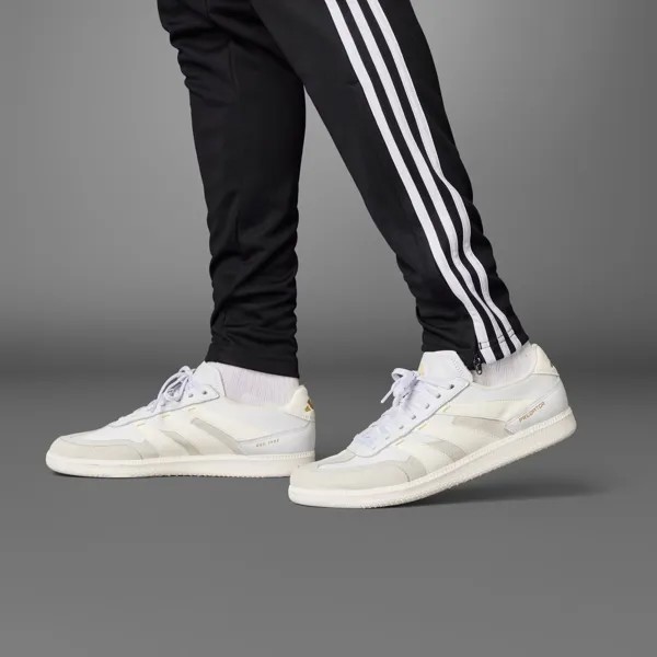 Футбольные бутсы для мини-футбола Predator Freestyle Adidas, цвет Cloud White/Off White/Gold Metallic