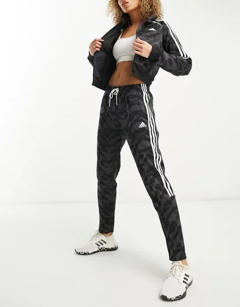 Спортивные брюки adidas Sportswear Tiro черного и других цветов adidas performance