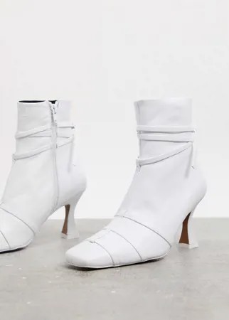 Белые кожаные ботинки на каблуке ASOS DESIGN Ryder-Белый