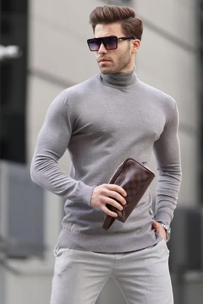 Мужской трикотажный свитер Anthracite Turtleneck 6809 MADMEXT