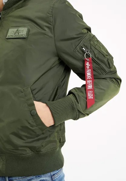 Бомбер Hood Alpha Industries, темно-зеленый