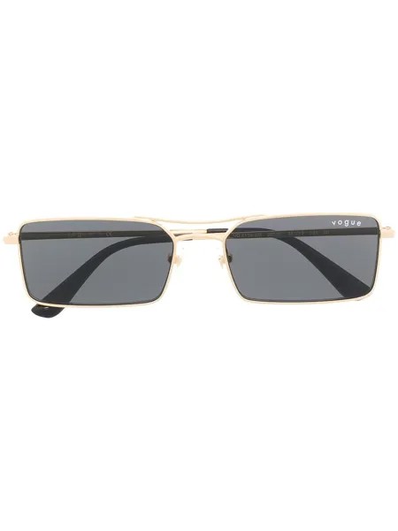 Vogue Eyewear солнцезащитные очки в прямоугольной оправе с затемненными линзами