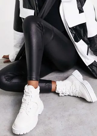 Белые походные ботинки из парусины ASOS DESIGN Acorn-Белый