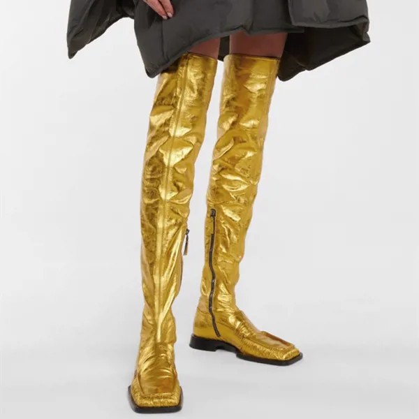 Блестящие золотые плиссированные кожаные ботинки с квадратным носком в римском стиле, облегающие сапоги на низком каблуке, женские зимние модные модельные Сапоги выше колена