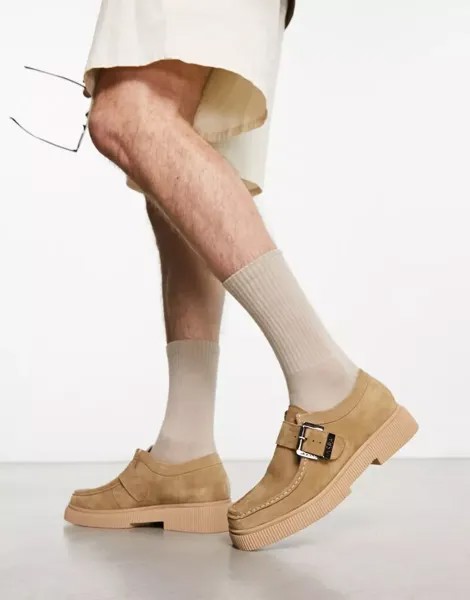Замшевые туфли ASRA Fabek светло-бежевого цвета с мокасиновой строчкой и ремешками с пряжками