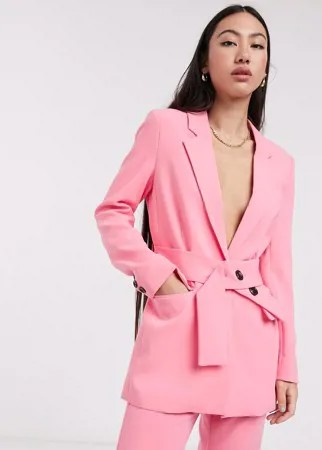 Розовый пиджак с поясом от комплекта In Wear