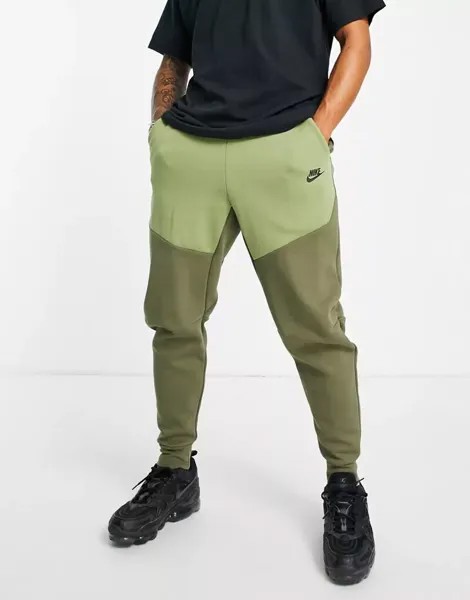 Оливково-зеленые джоггеры Nike Tech Fleece среднего размера