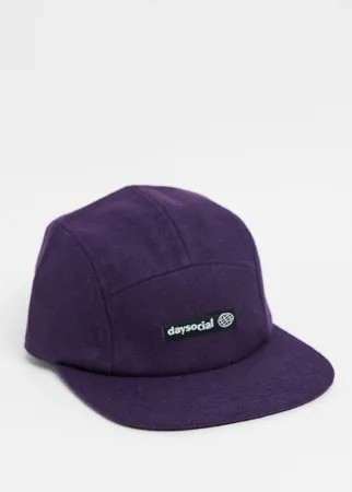 Фиолетовая флисовая 5-панельная кепка ASOS Daysocial-Фиолетовый цвет