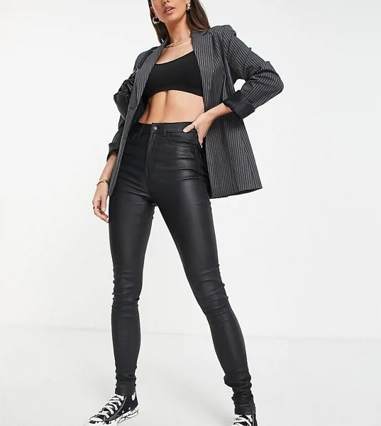 Черные зауженные джинсы с покрытием и моделирующим эффектом New Look Tall-Черный цвет
