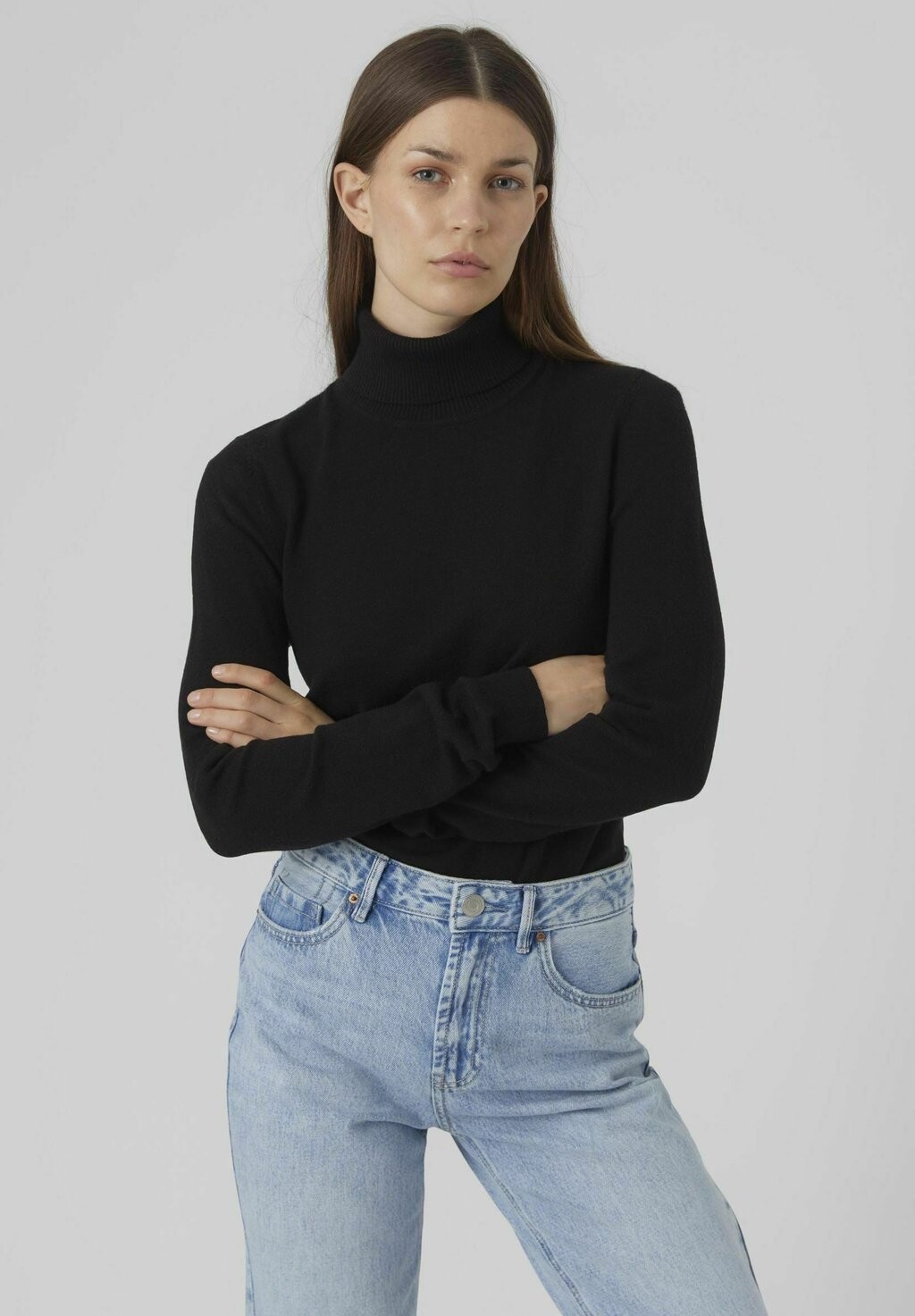 Свитшот Vero Moda VMHAPPINESS LS ROLLNK GA BOO LCS, черный