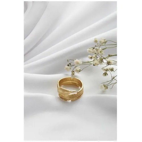 Итальянское кольцо из латуни Vestopazzo золотого цвета с листочком