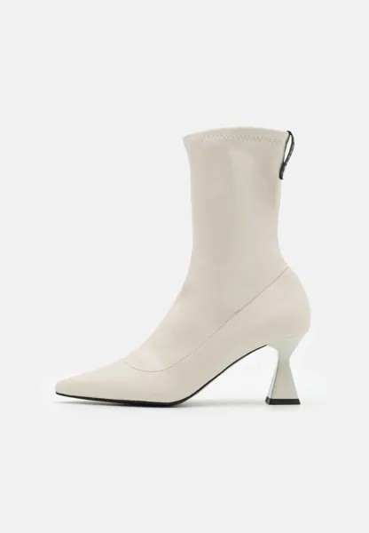 Ботильоны HUGO REBECCA BOOTIE, цвет open white