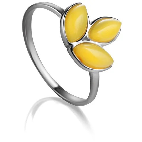 Amberholl Нежное кольцо из серебра и натурального медового янтаря «Флора»