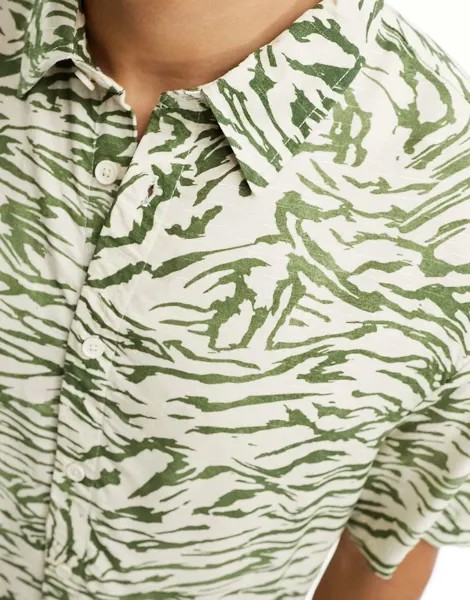 Светло-зеленая рубашка с тигровым принтом River Island