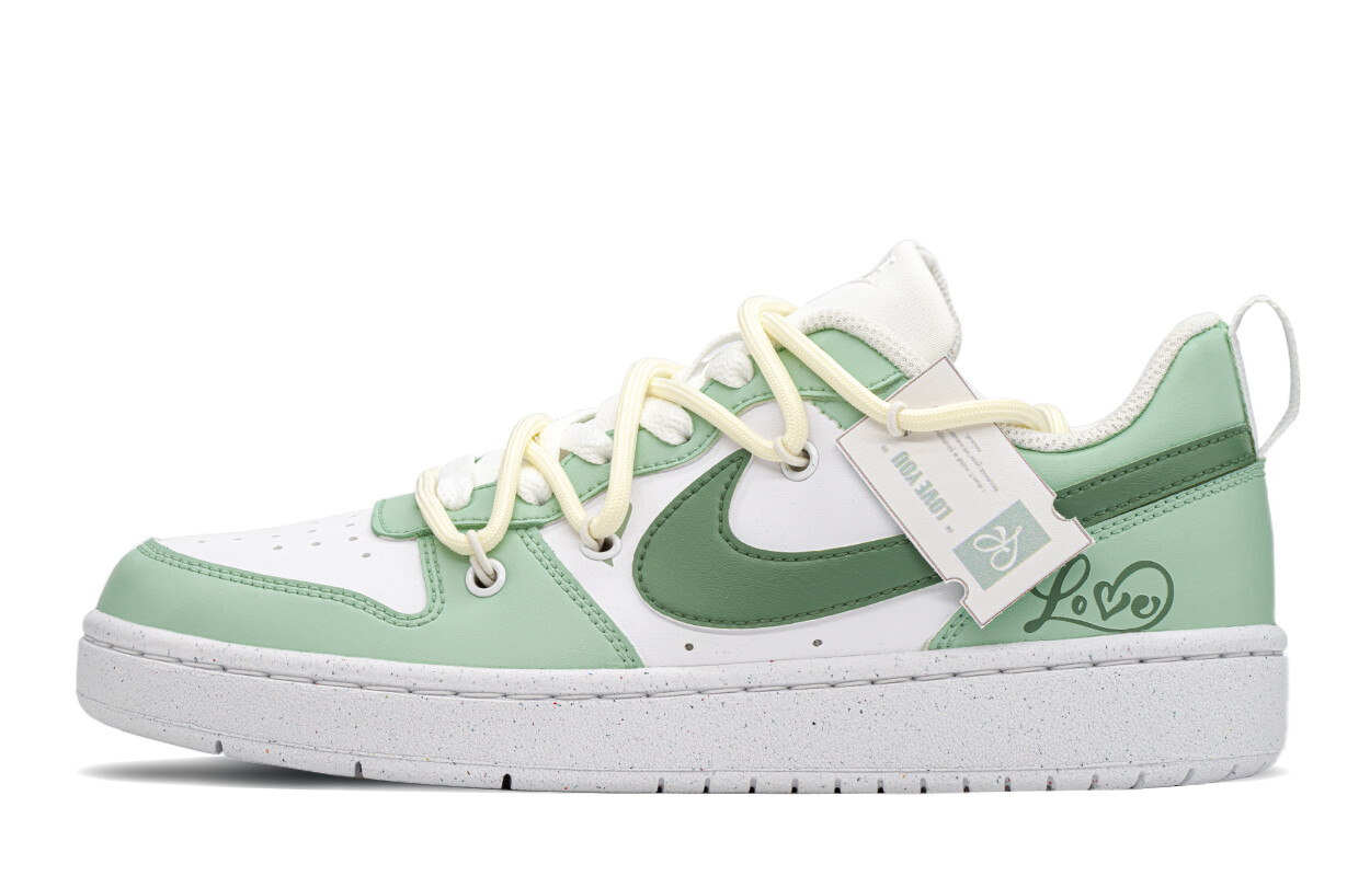 Кроссовки Nike Court Borough Skateboarding Shoes Women's Low-top White/green, зеленый