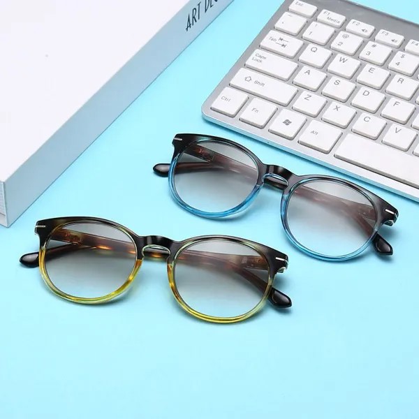 Мода Градиент Чай Кусок Цвет Очки для чтения Женские круглые рамки Очки для чтения Мужские градиентные очки для чтения