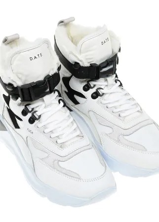 Белые высокие кроссовки с подкладкой из эко-меха D.A.T.E.