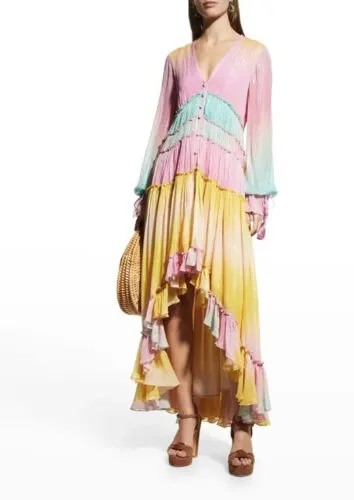 ROCOCO SAND Zale Пастельное платье макси цвета металлик с высоким вырезом и низким вырезом в стиле радуги 498 долларов США L