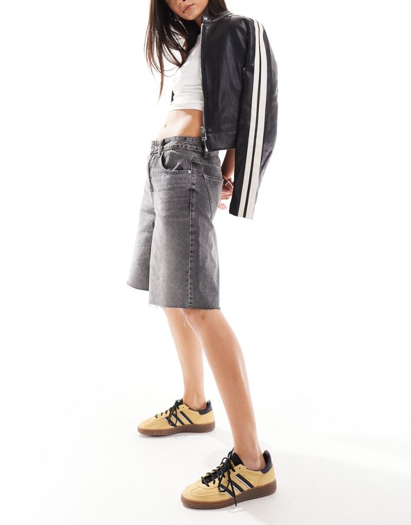 Серые джинсовые шорты свободного кроя Pull&Bear