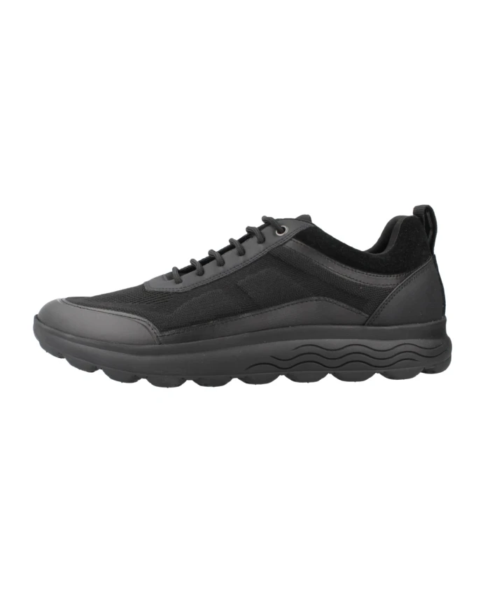 Кроссовки в стиле сферика Geox, черный