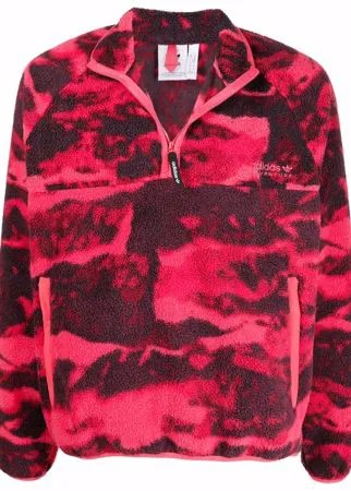 Adidas флисовая куртка с камуфляжным принтом