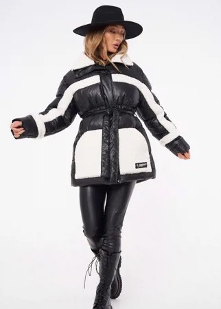 Утепленная куртка черного цвета с контрастными вставками из овчины и поясом The Couture Club-Многоцветный