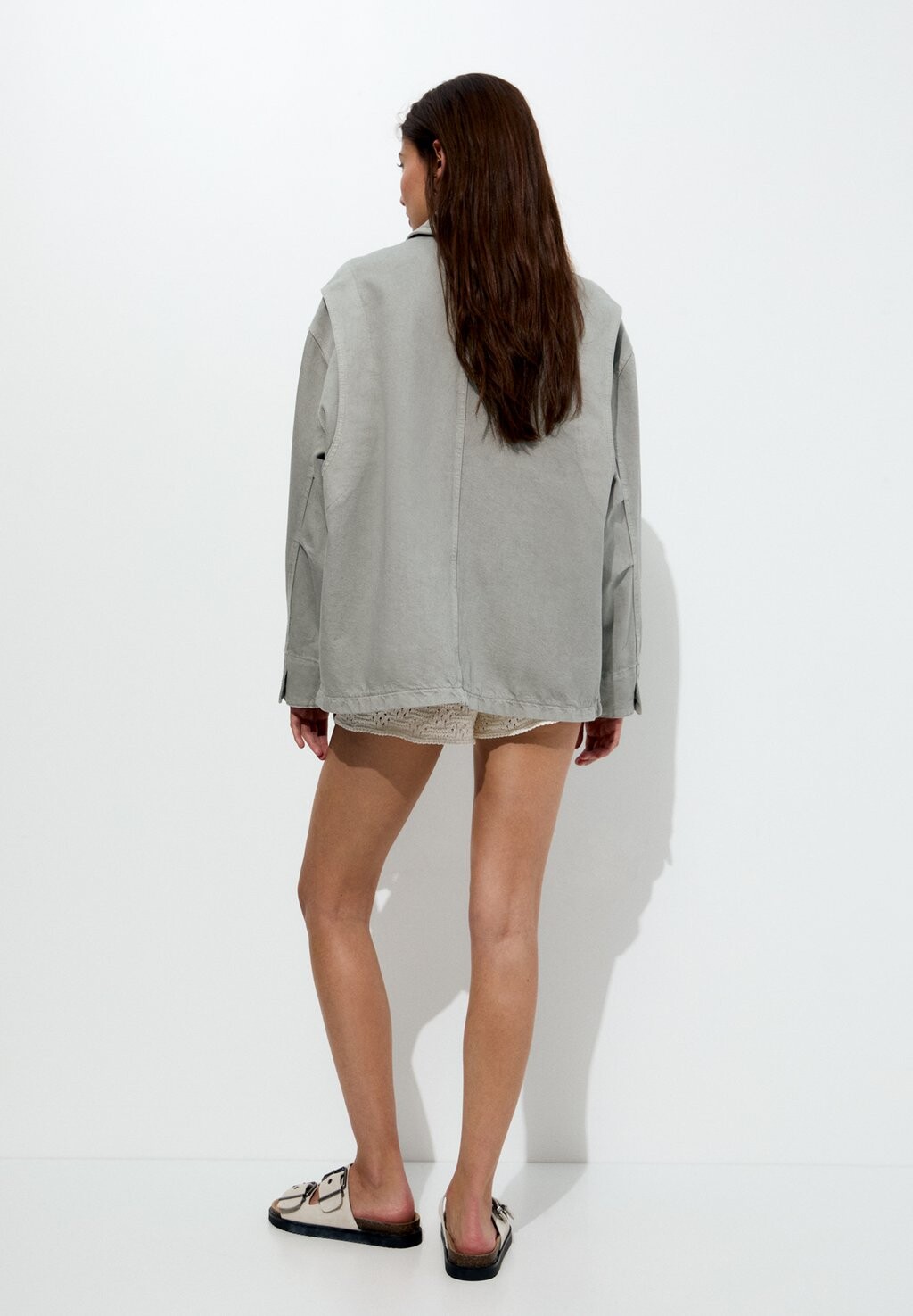 Джинсовая куртка Worker With Pockets PULL&BEAR, светло-серый