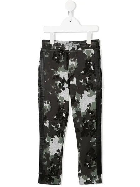 Stella McCartney Kids спортивные брюки с камуфляжным принтом