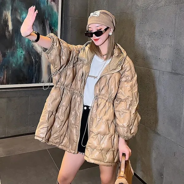 Хлопковое пальто для женщин, новинка 2022, зимняя Корейская свободная однотонная стеганая куртка с капюшоном, модная верхняя одежда с кулиской, парка средней длины для женщин