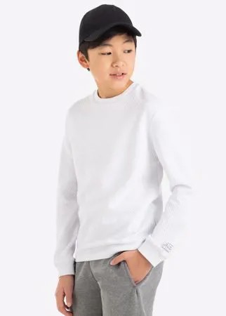 Белый лонгслив oversize с нашивкой для мальчика Gloria Jeans