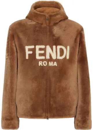 Fendi короткая шуба из овчины с капюшоном и логотипом