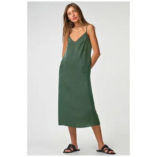 Платье-комбинация FLY, в бельевом стиле, свободный силуэт, миди, размер 44, зеленый